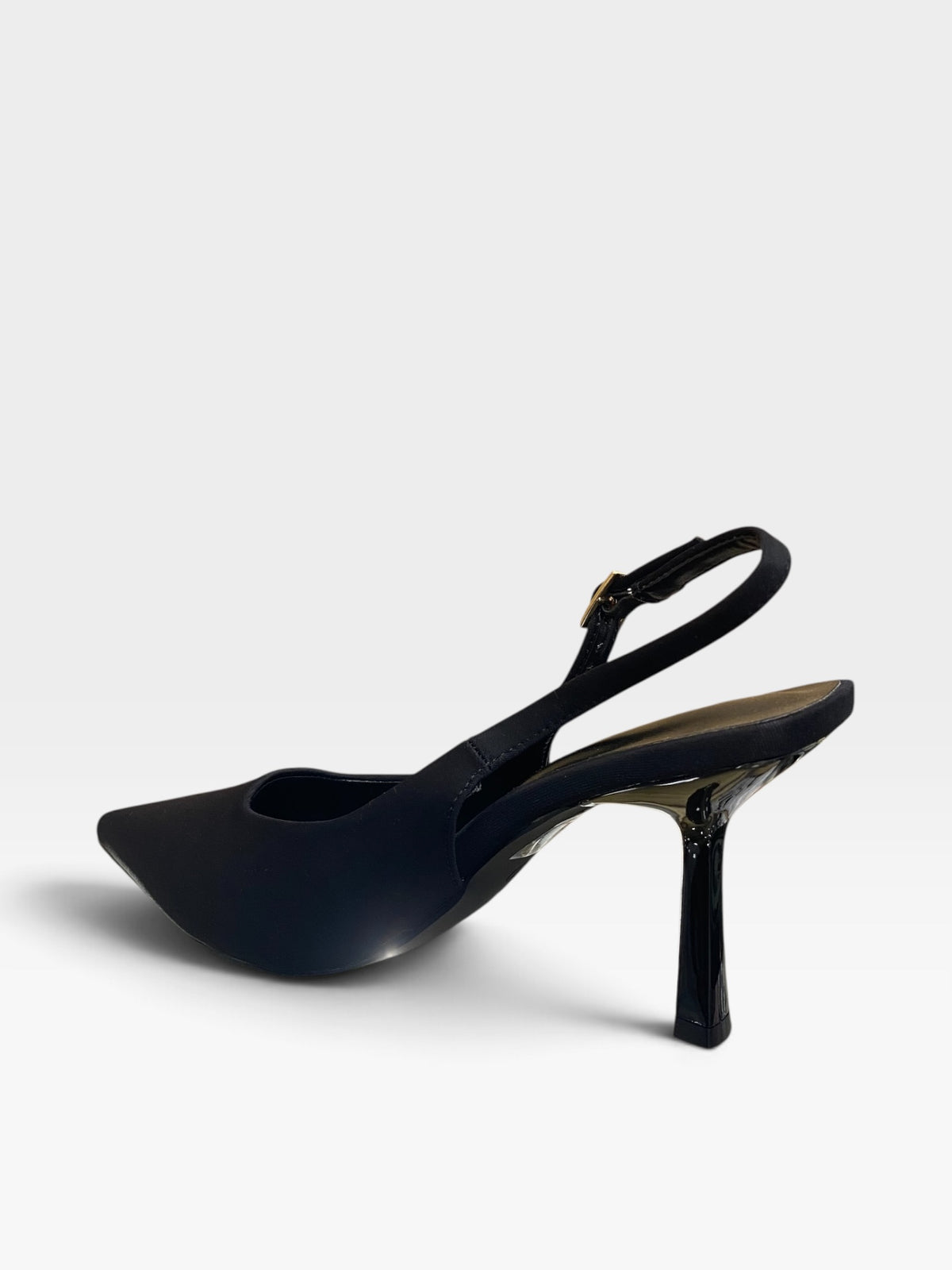 Décolleté Slingback Nera a Punta con Tacco