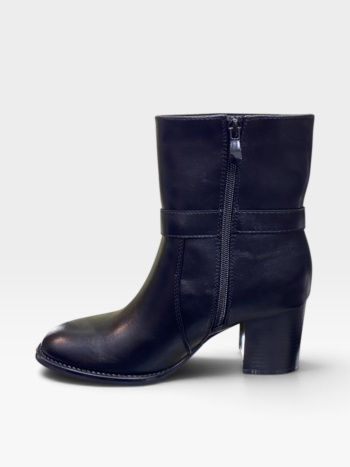 Stivaletto Tronchetto con Tacco Largo e Morsetto Dorato Nero Donna