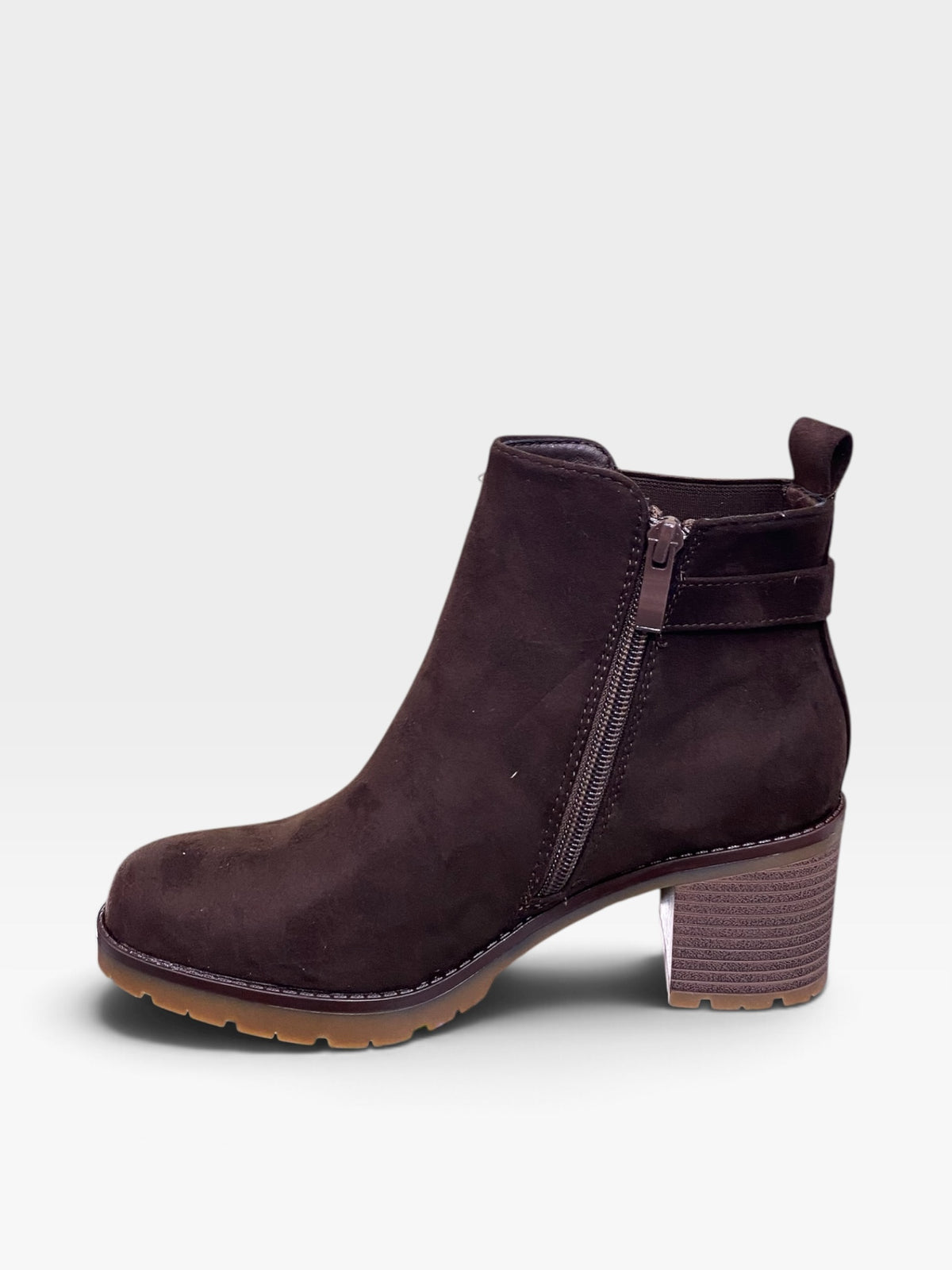 Stivaletto Scamosciato con Tacco Comodo e Zip Marrone Testa di Moro Donna